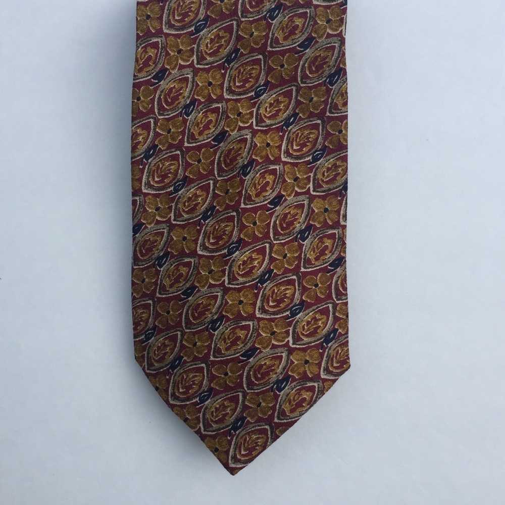 Stunning Ungaro PARIS Silk TIE